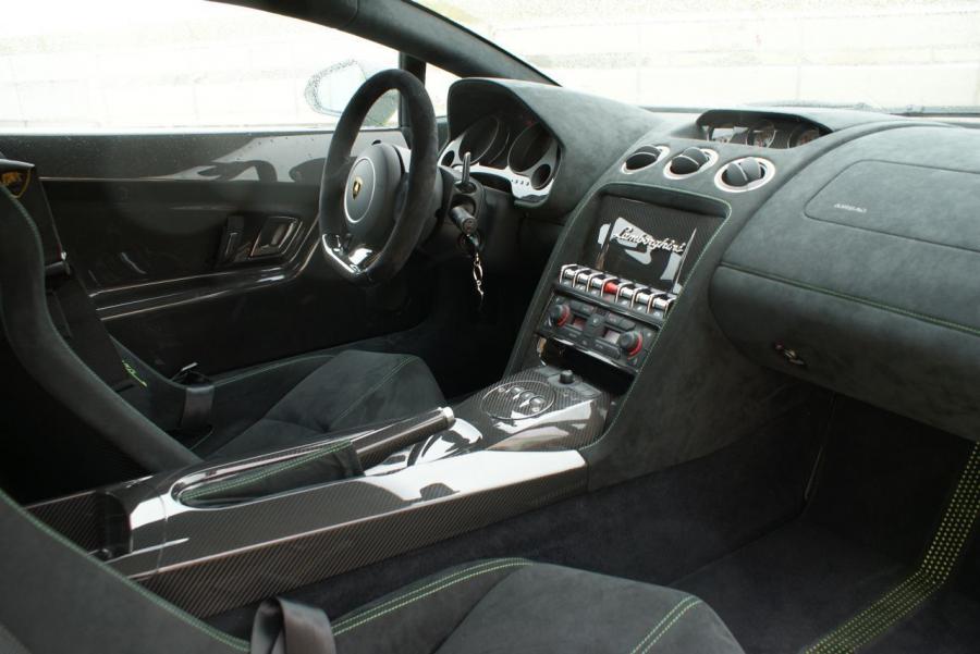  Lamborghini Gallardo LP570-4 Superleggera 2010 года  (фото 9 из 183)